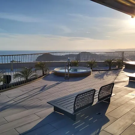 Intempo Luxury Ocean Views Apartment *